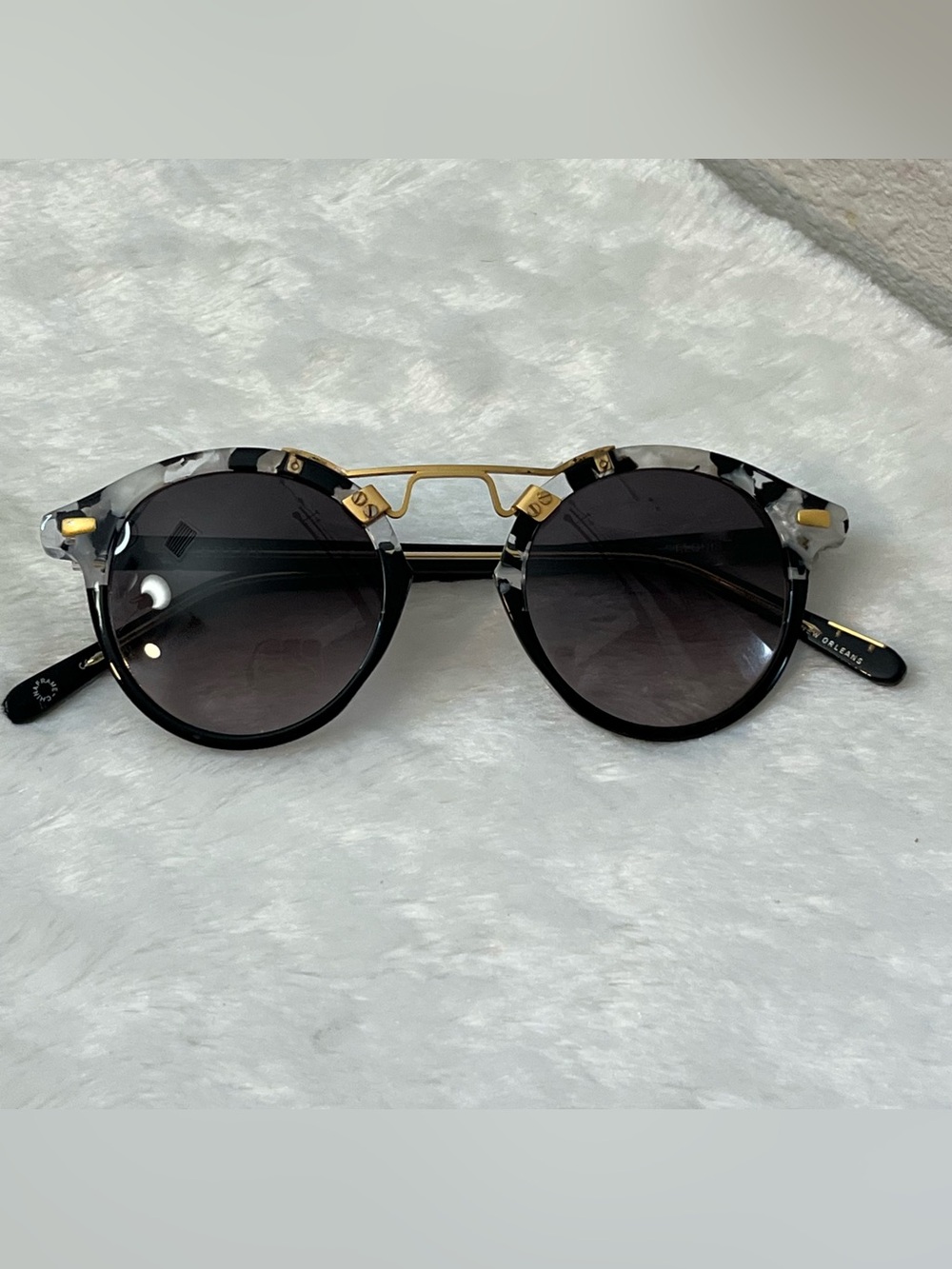 Krewe St. Louis Sunglasses 46-23 Polarized Mirrored Black & White Tortoise Shell